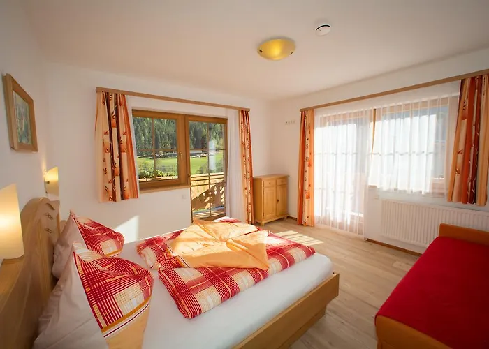 Rojerhof Feriegård *